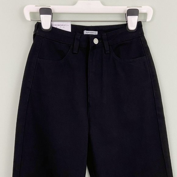 🌺SOLD🌺 NWT WeWoreWhat | Black High Waisted Straight Leg Mom Jeans 27 - Picture 3 of 7